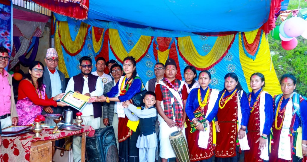 तोलादीमा तीजगीत प्रतियोगिता सम्पन्न: देविस्थान युवा क्लब इस्मा प्रथम